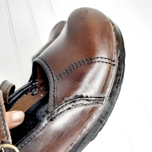 Dansko Marcelle Women's Brown Leather Clogs - Picture 12 of 16